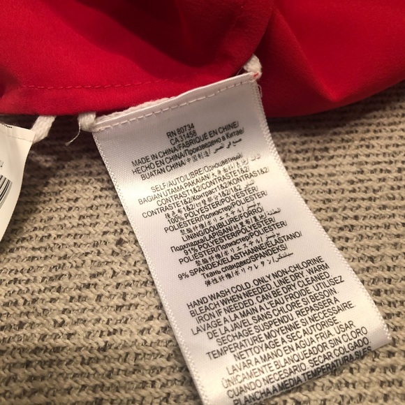 BCBGMAXAZRIA red dress size 6 - Picture 5 of 7